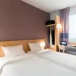 Metz Aux Arches 2* 朱伊·奥克斯·阿奇斯