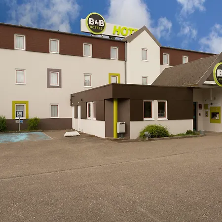 Hotel Metz Aux Arches 2*