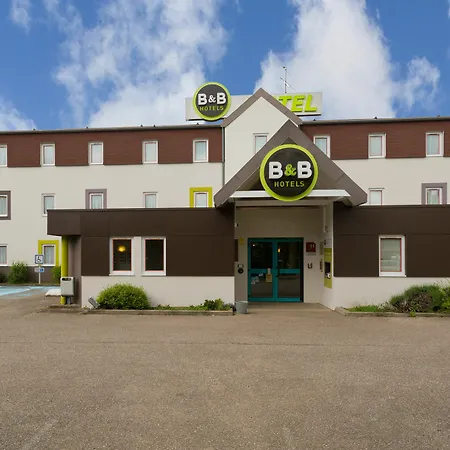 Hotel Metz Aux Arches 2*
