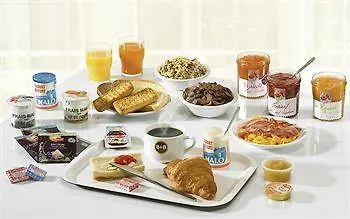 Отель Metz Aux Arches