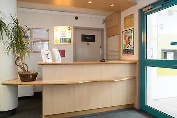 Metz Aux Arches Отель 2*